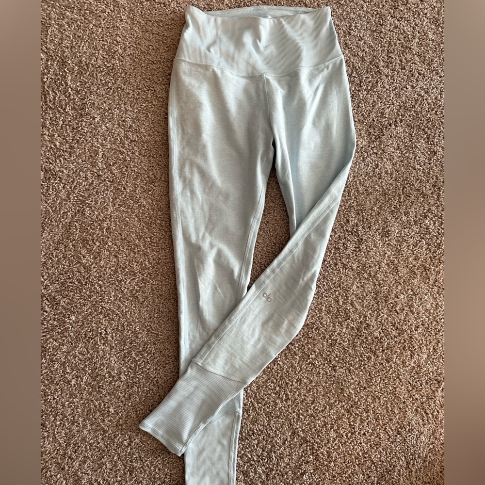 Alo yoga alosoft high waisted lounge leggings light blue small